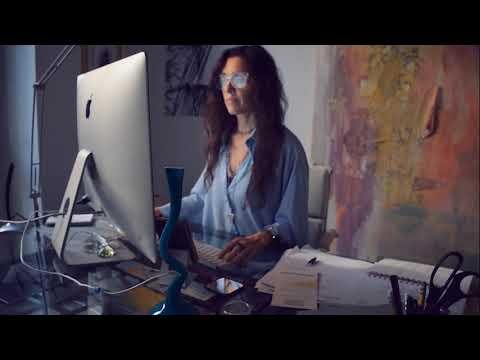 Moving Portrait | Web Designer